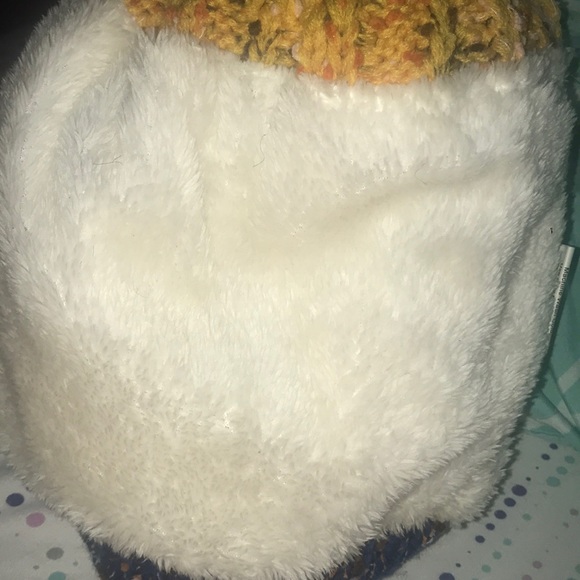 Beanie - Picture 6 of 6